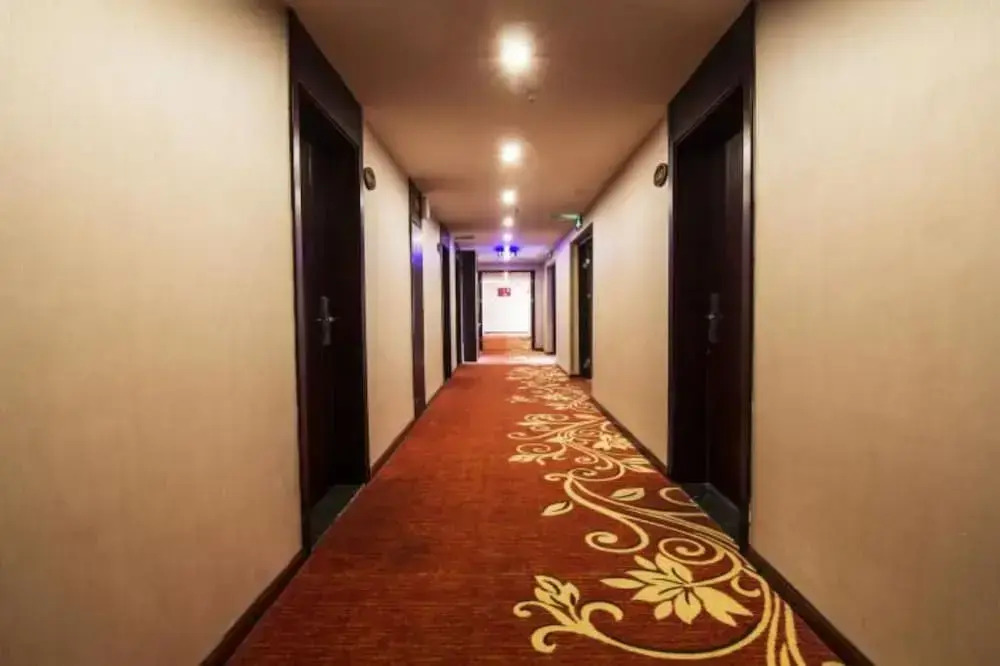 Tianfu Lidu Business Hotel