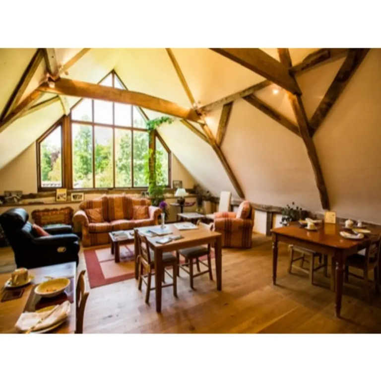 Oak Farm Barn