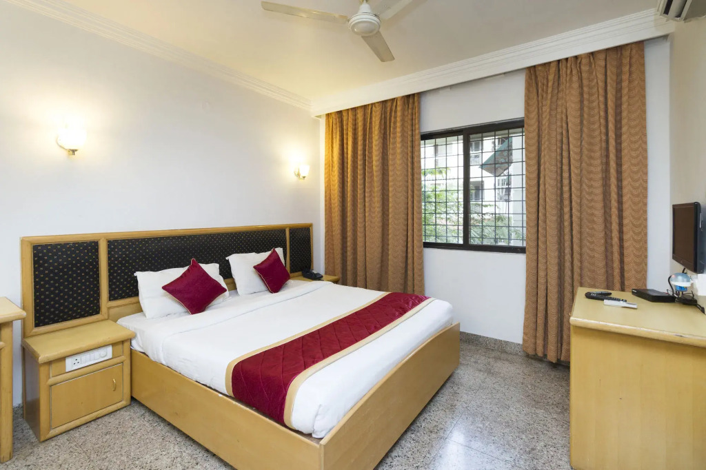 OYO 499 Hotel Umerkot Residency