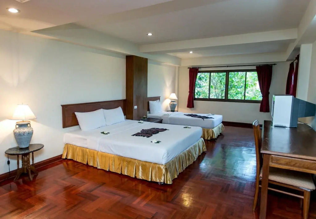 Отель Aura Samui Best Beach Hotel