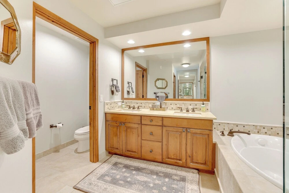 Half-mi to Payette Lake: Dtwn Mccall Condo!