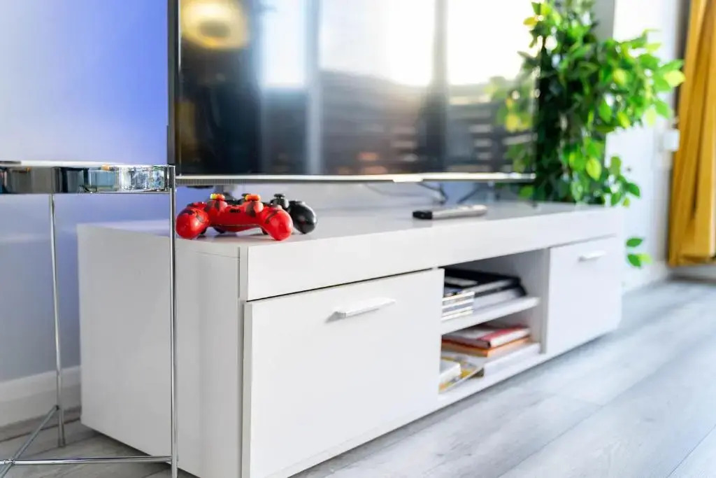 MAEVELA Apartments - Cube View City Centre Apartment - With Balcony View of The Cube - PS4 & Smart TV's