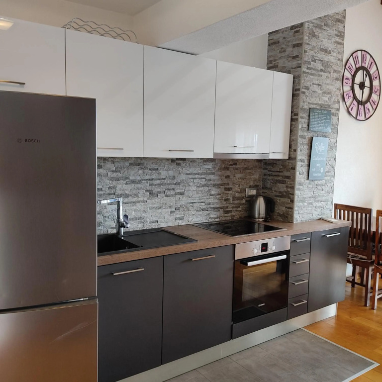 Apartmani Mira Brela