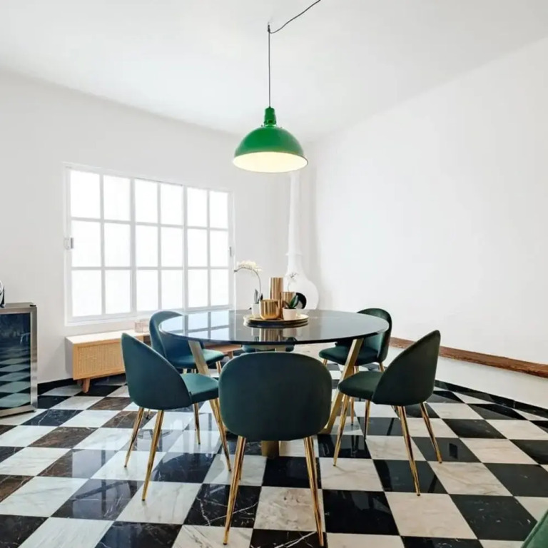 Art Deco Style Condo 2min Walk to Lincoln Park