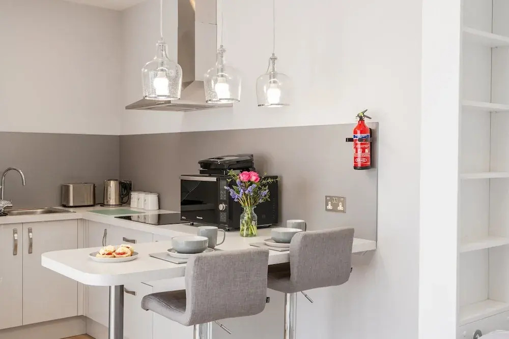 Cozy Holiday Apartment in Porthleven, No Deposit