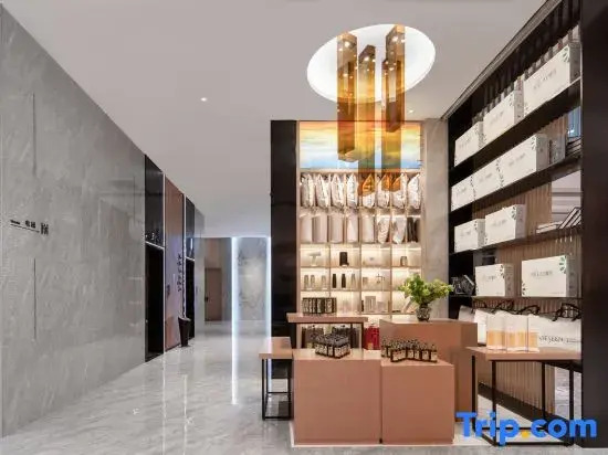 Inzone Garland Collection Hotel (Guan County Guanyichun Road)