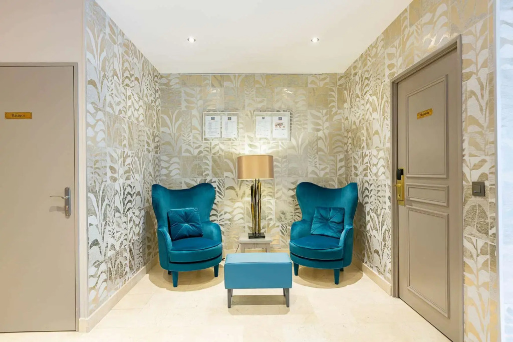 Hotel Montbriand Antony - Ancien Alixia