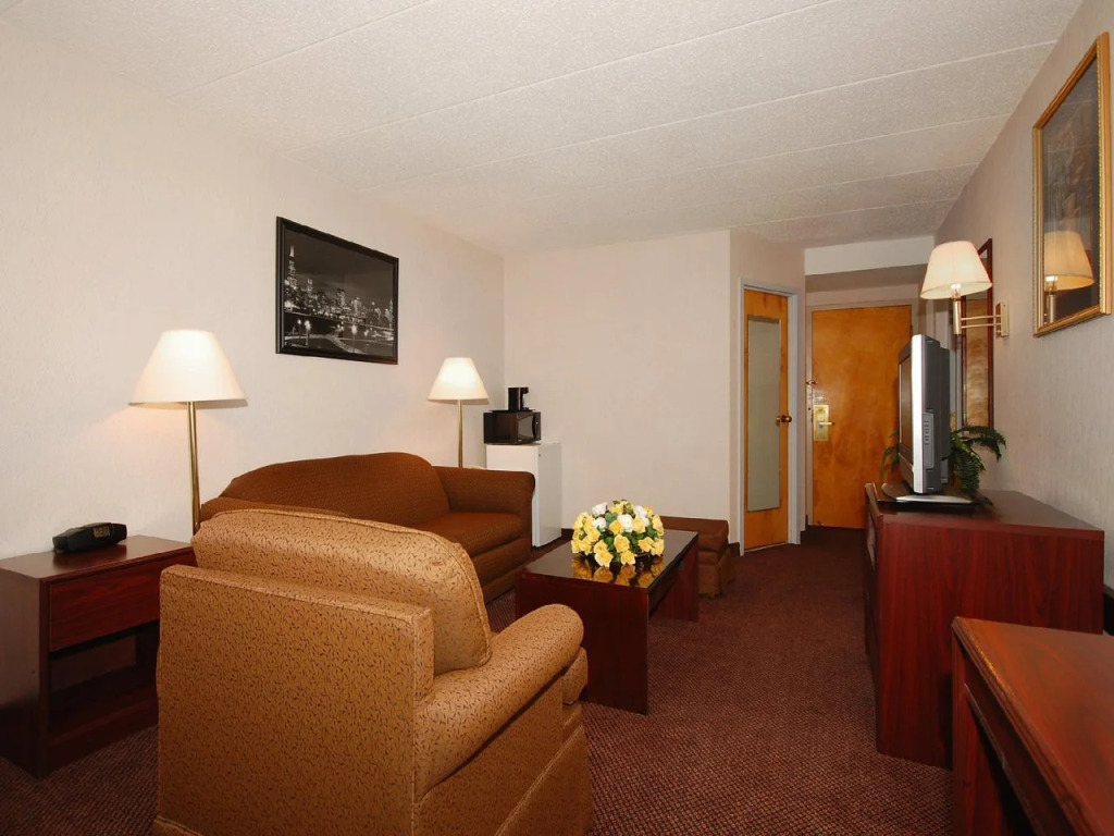 Best Western OHare North/Elk Grove Hotel
