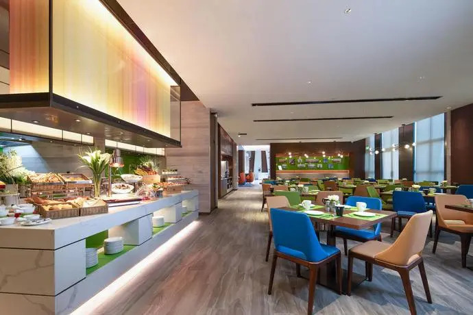 Hampton By Hilton Nanjing South Railway Station