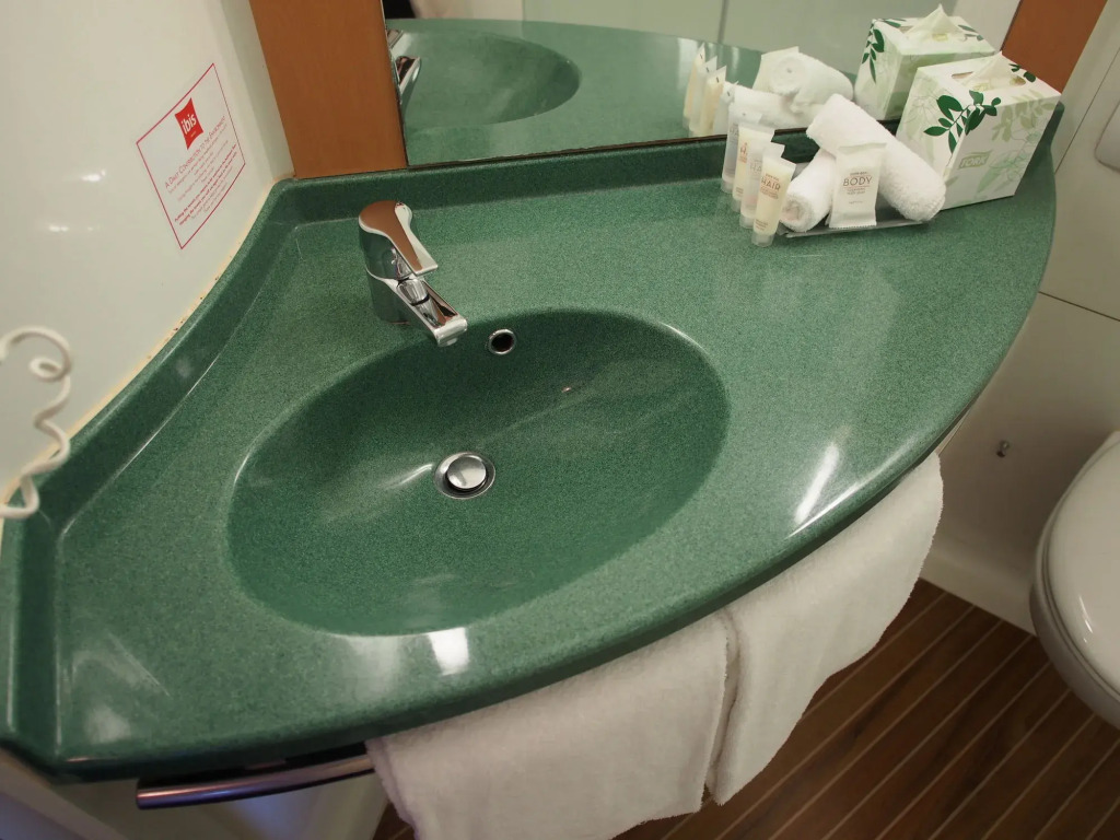 ibis Thornleigh