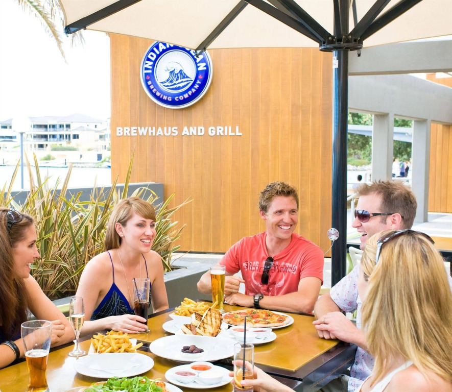 The Marina Hotel - Mindarie