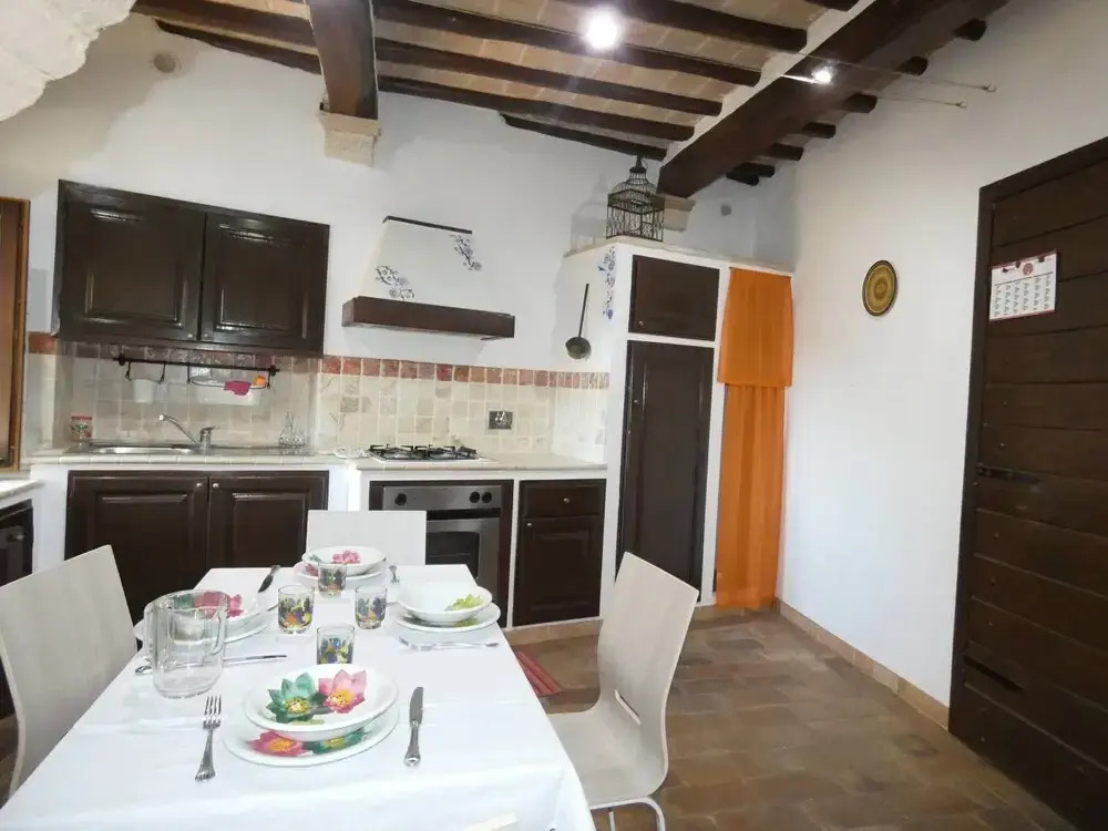 SCAPPO IN UMBRIA, Porta Leone