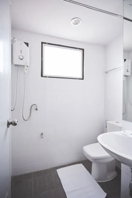 Siri Hotel And Residence Bearing
