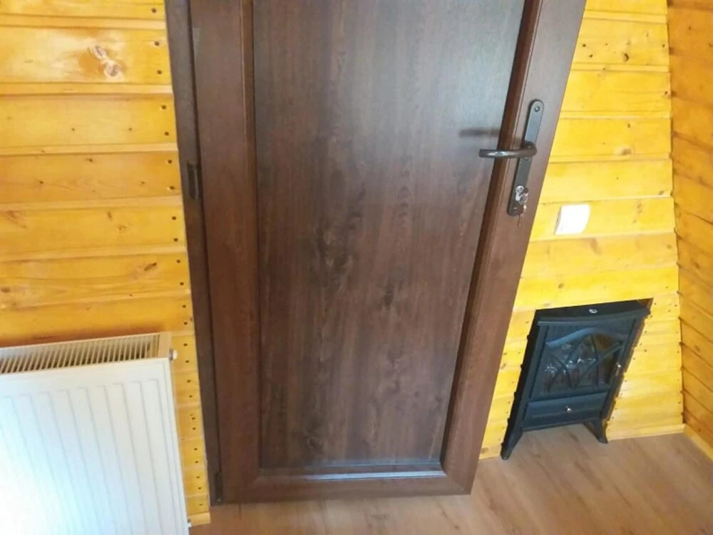 2brcabin-fireplace-hottub-sauna-skiresort