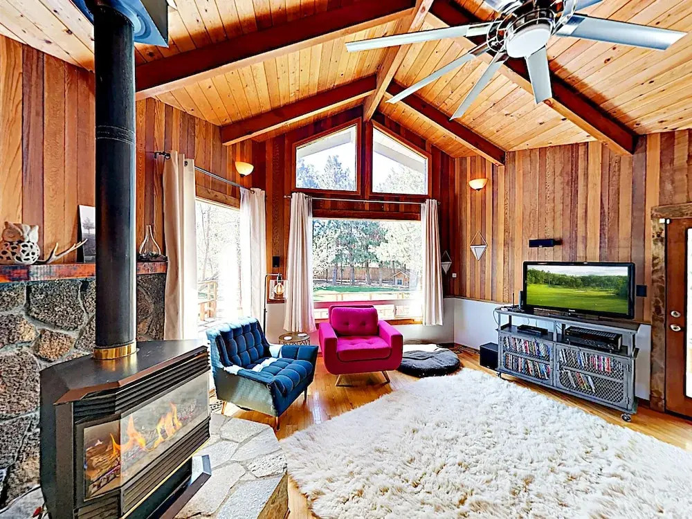New Listing! Bend Basecamp W/ Hot Tub, Fenced Yard 3 Bedroom Home