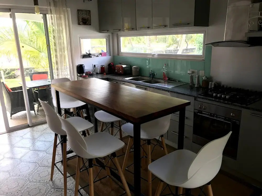 Lovely Beach House in a Very Peaceful and Upmarket Area, we Even Throw in a car