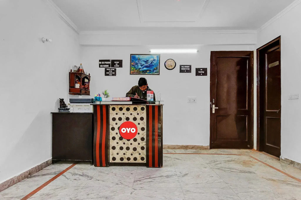 Flagship Hotel Orlov