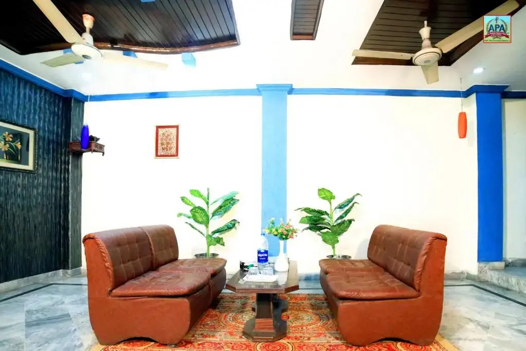 Royal INN Guest House