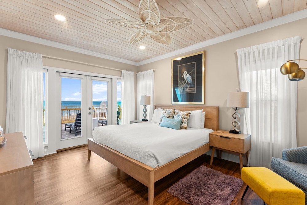 Beachfront House - Casa Bella Del Sol