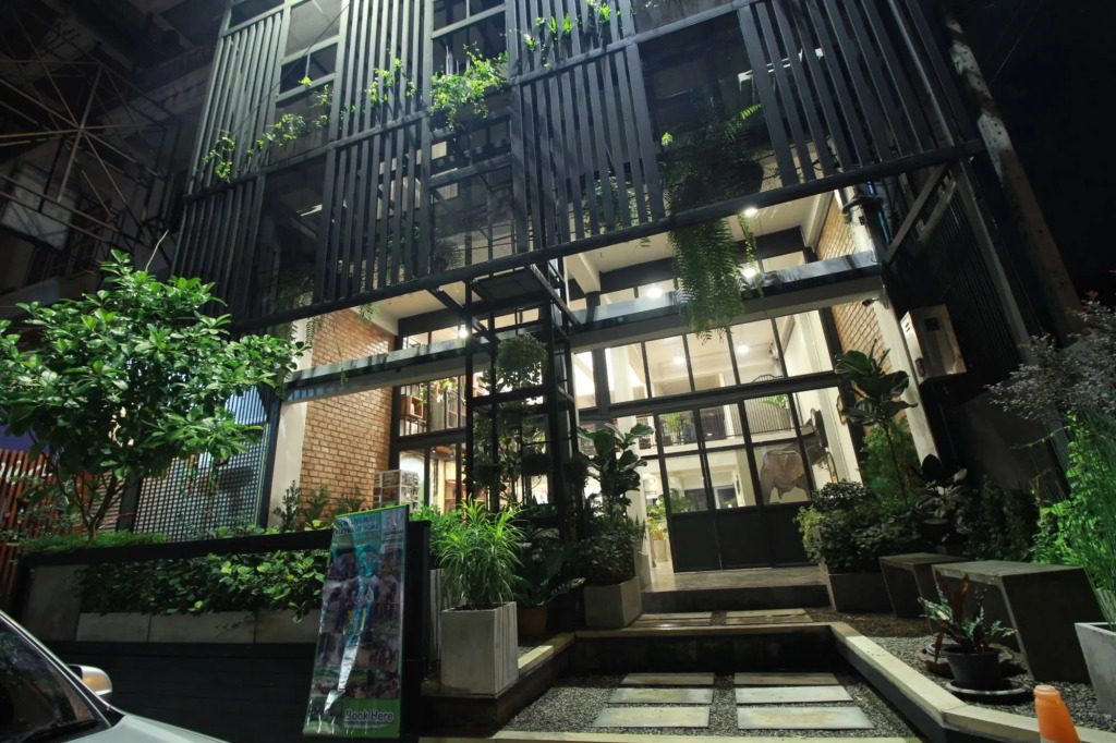 Hobnob Hostel