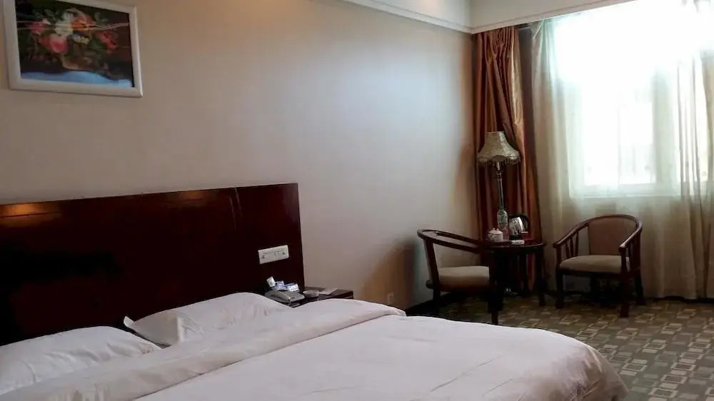 Kunming Dongfanglong Hotel