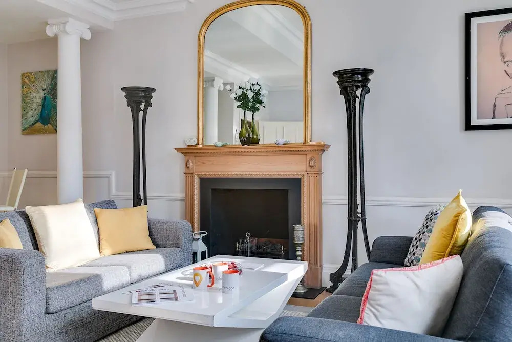 Exclusive Balcony Relax 2 bed Hyde Park Living