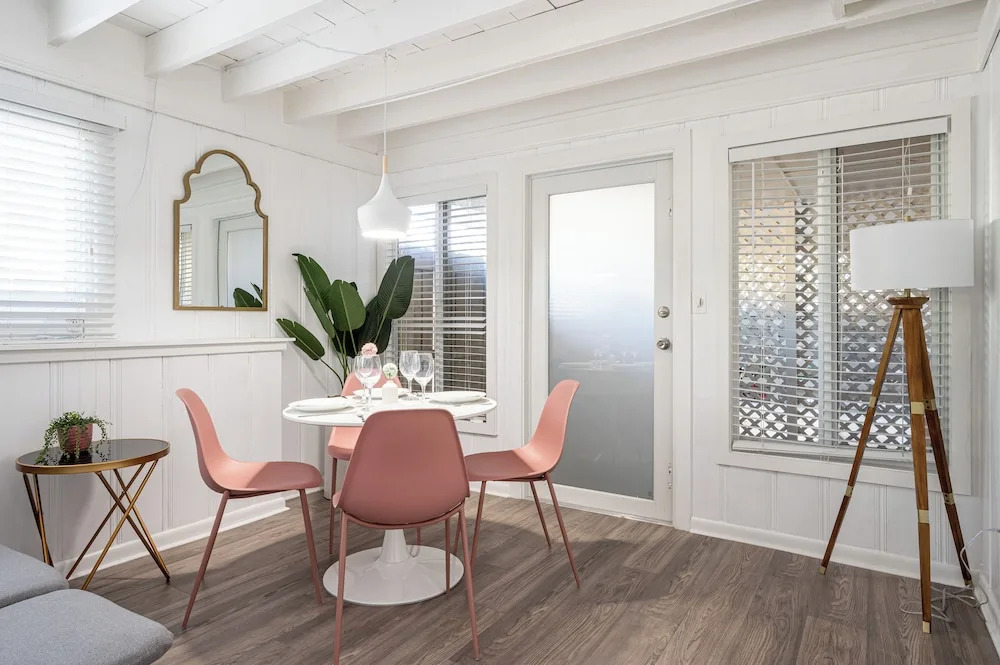 BRIGHT Fort Lauderdale Tropical Retreat