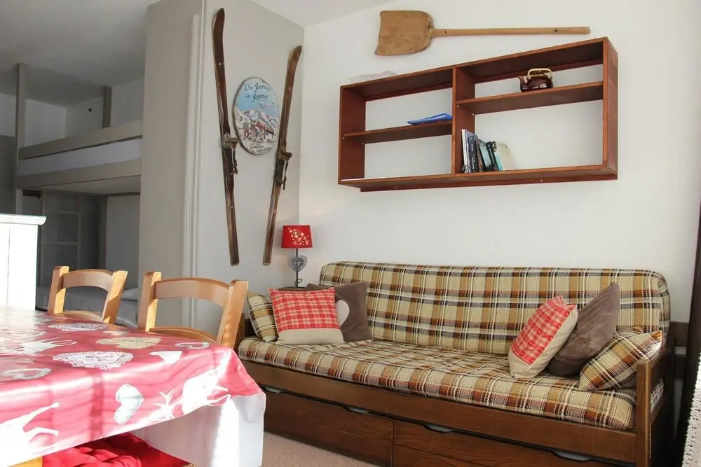 lovely studio with a nice view on the slopes Holiday home 0 agence la