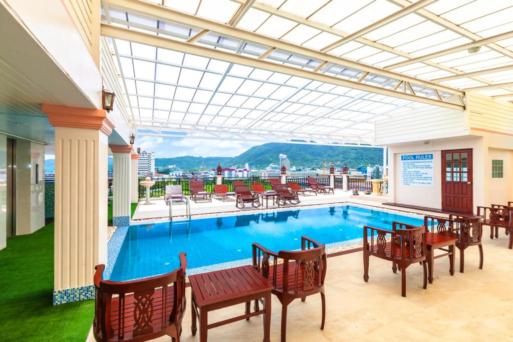 Отель Patong Heaven