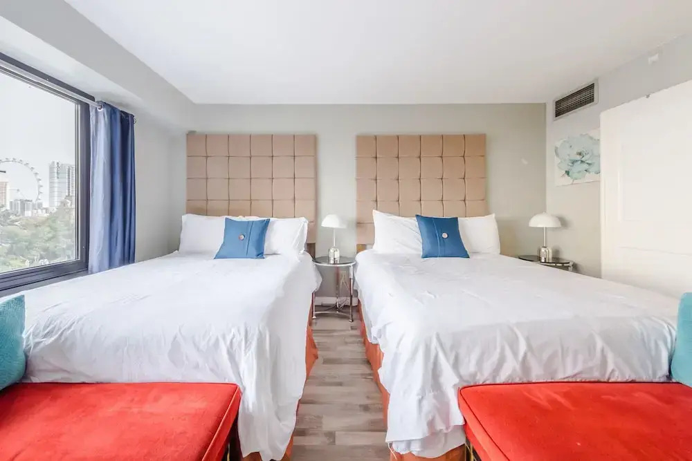 Stay Together Suites - Condominium Sleeps 14 with Iconic Vegas Views, Attached to The Cosmopolitan, NO RESORT FEES