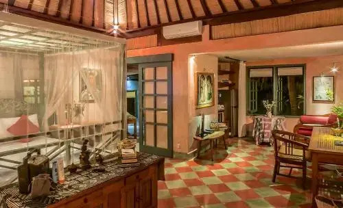 Artistic B&B Bungalow