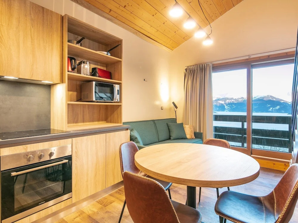 Family Mountain Stay for Five