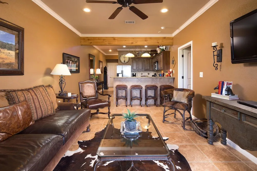 Rio Hacienda Vg306 3 Bedroom Condo by RedAwning