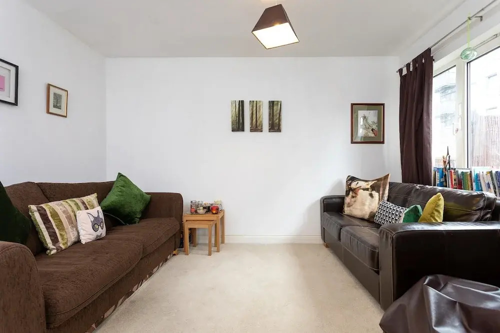 2 Bedroom Apartment in Greenwich