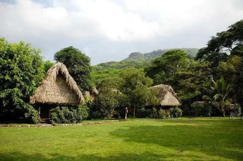 Picocanoa Aldeas Rio Y Montaña