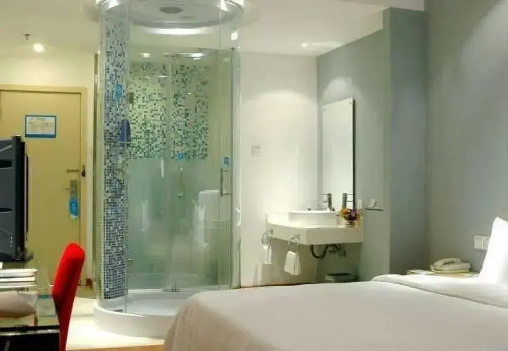 Top Star Hotel