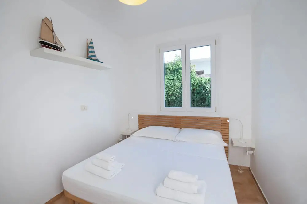 Apartment 2 With Pool And Sea View
