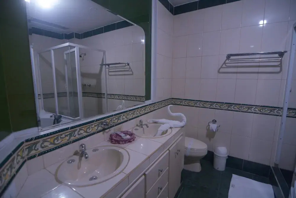 Victoria Suites Hotel