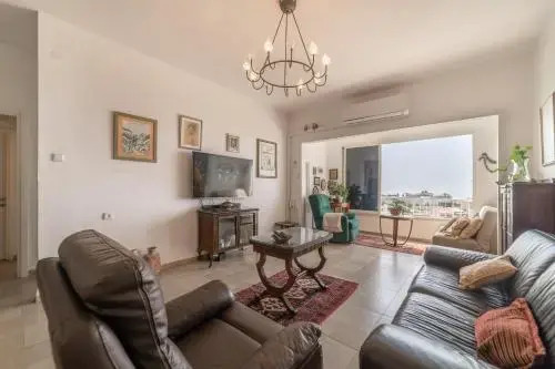 Luxury home Ahuza