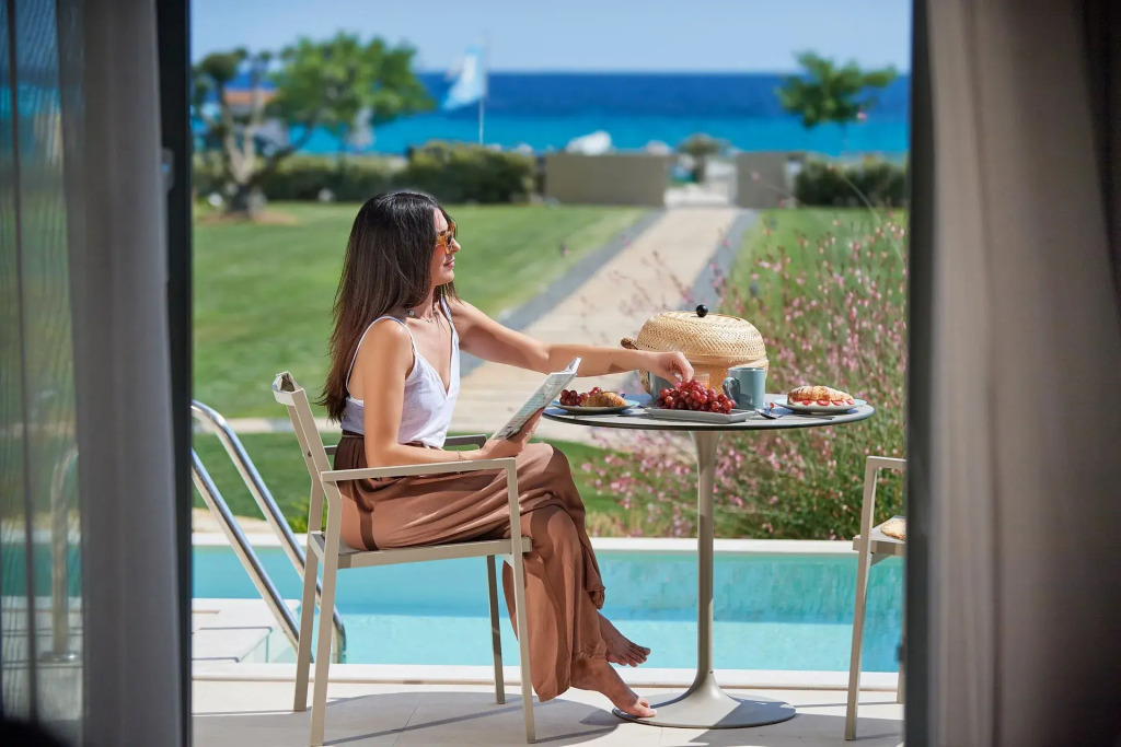 Cavo Delea Villas & Suites