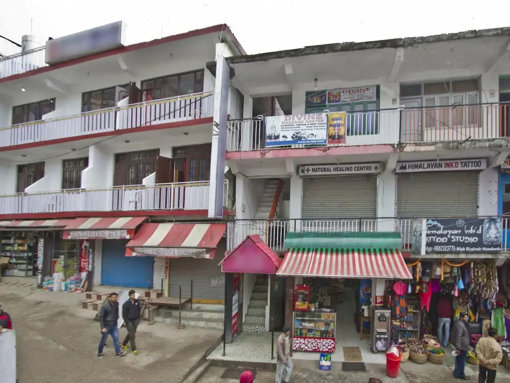 OYO 4605 Hotel Aakarsh