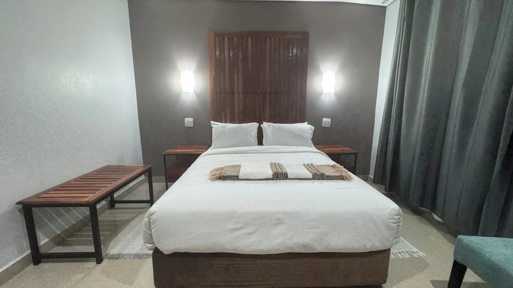 Raintree Hotel