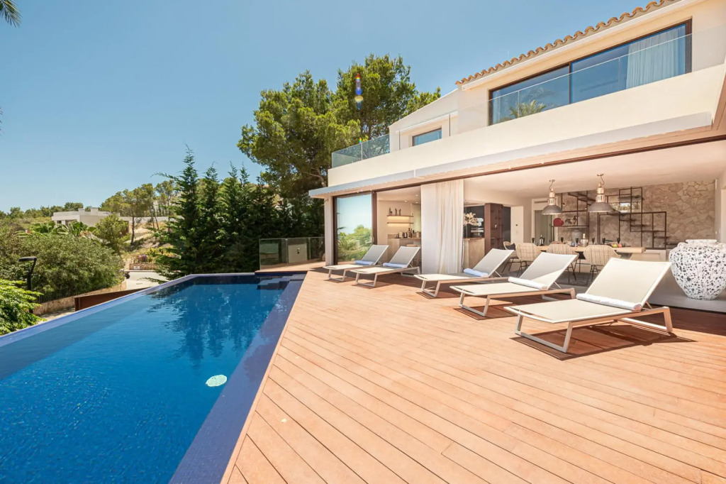 Villa Lifestyle Cap Martinet with magic seaviews