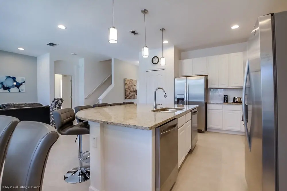 Solterra - 5204 Oakbourne Avenue