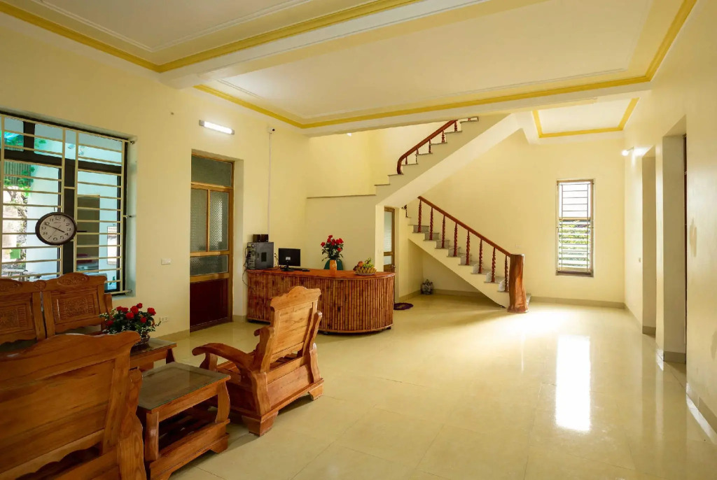 Hang Mua Central Homestay
