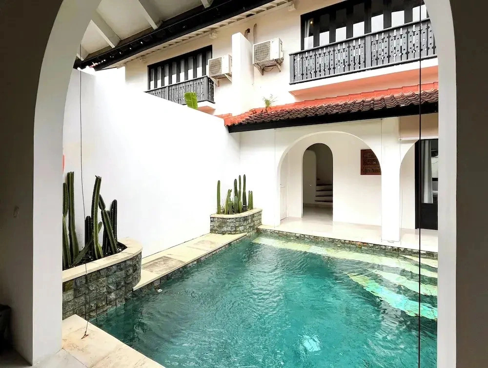 Lovely 2BR Villa Close to The Beach