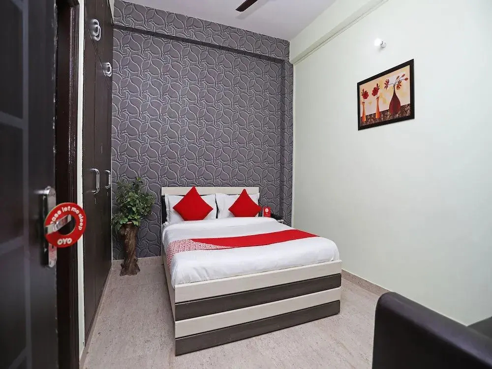 OYO 17293 Country Residency