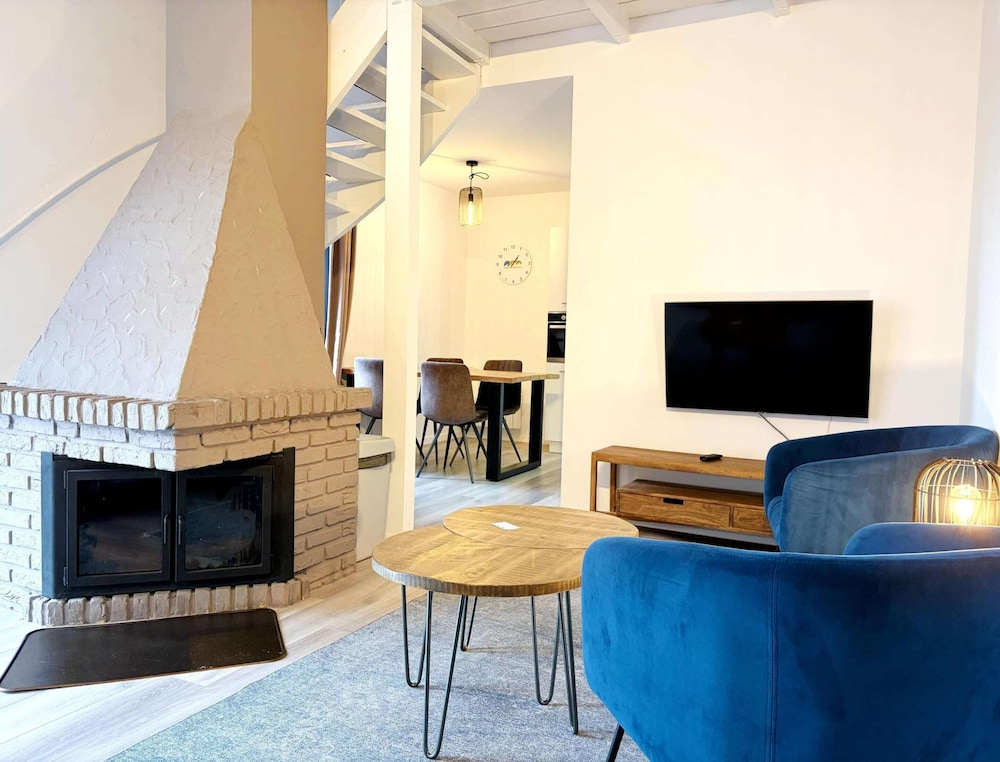 Lavish Hambachtal Holiday Home