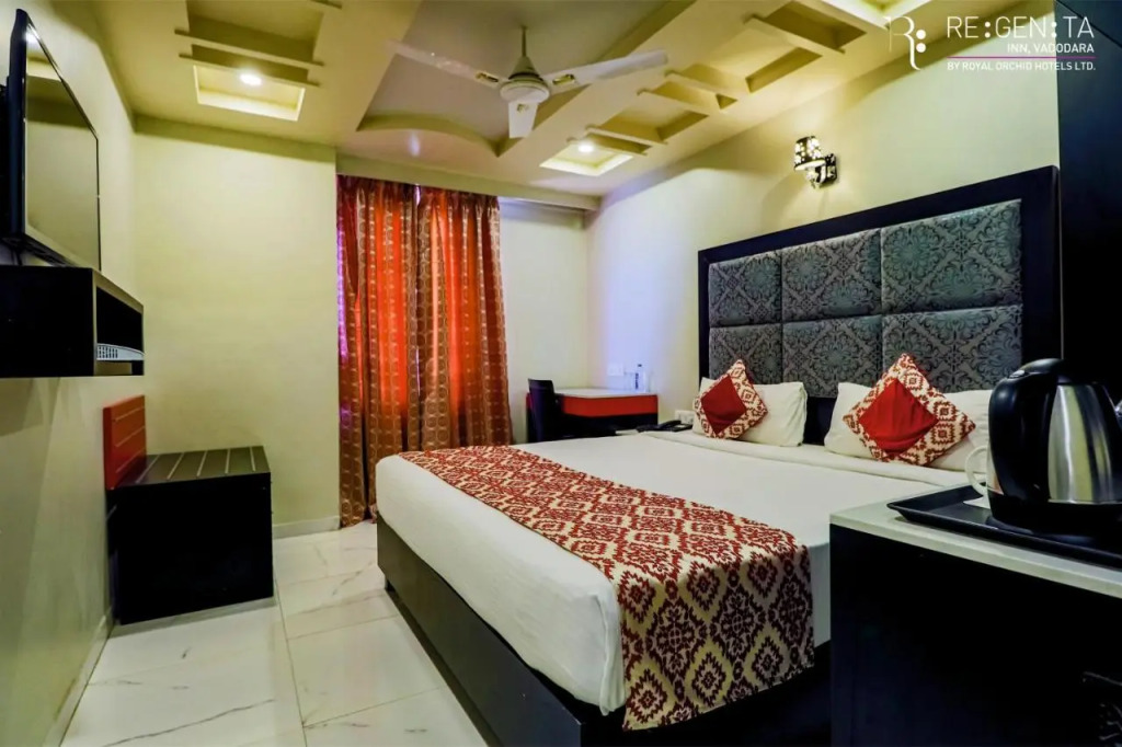 Regenta Inn Vadodara, 500m from Railway Station