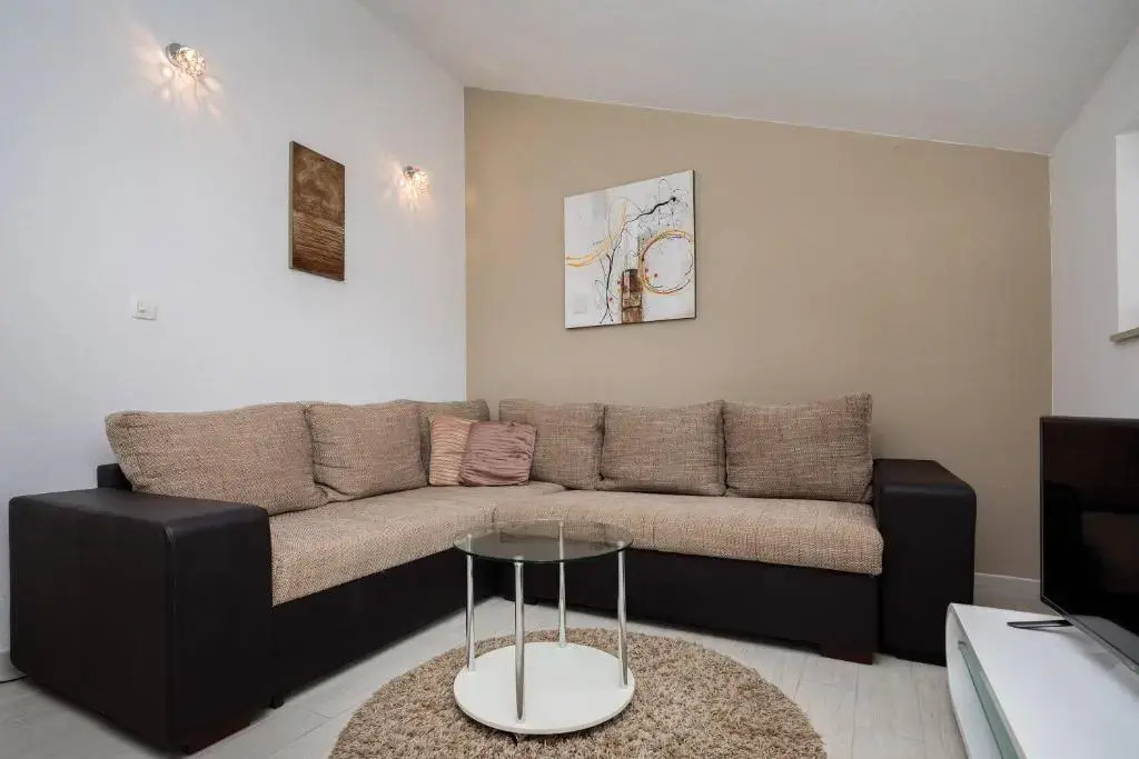 Pavao Apartments
